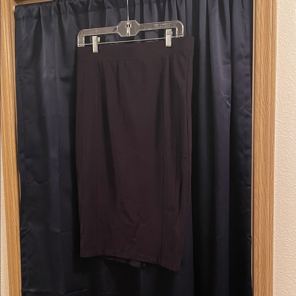 H by Halston black skirt size 10